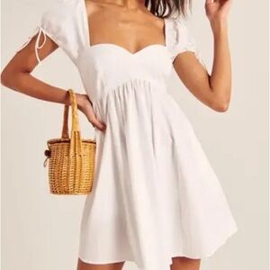 Abercrombie White Puff Sleeve Dress New with Tags